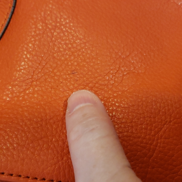 Orange leather Tignanello 12" X 9" purse with 18" adjustable strap (c1) - Picture 10 of 14